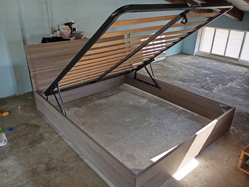 Letto contenitore con - doghe, e