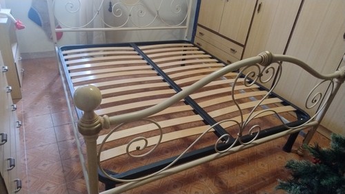 Letto matrimoniale metallo