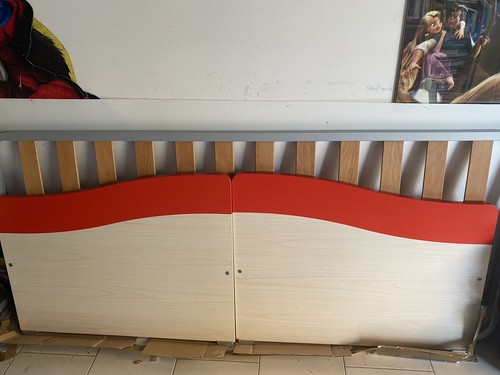Letto singolo una - letto,
