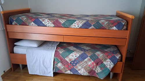Letto legno ciligieo - in,